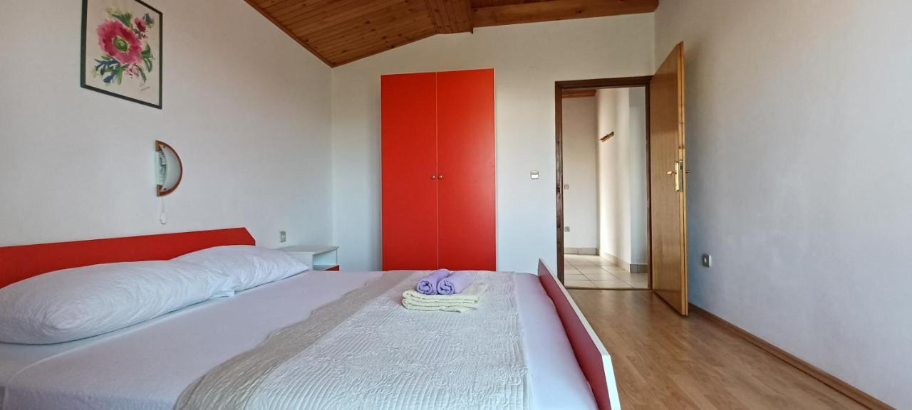 Apartments & Rooms Mila Banjol 外观 照片